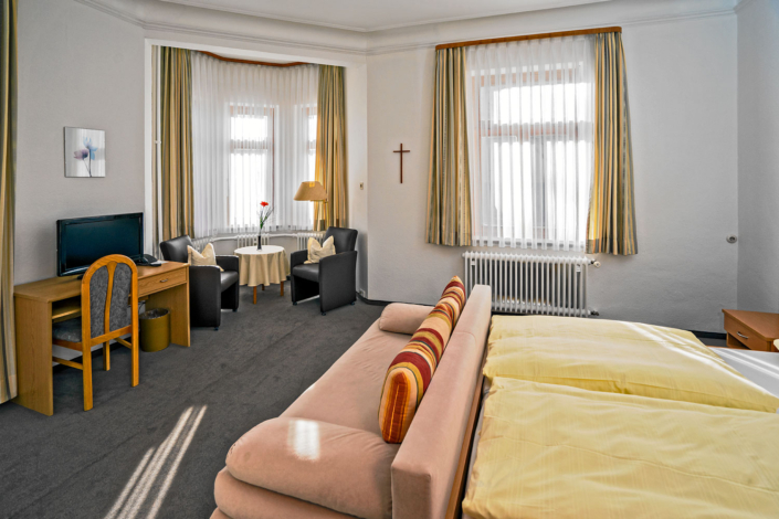 Doppelzimmer mit Balkon